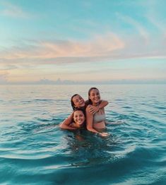 Best Friend Photoshoot, Best Friends Shoot, Beach Photos