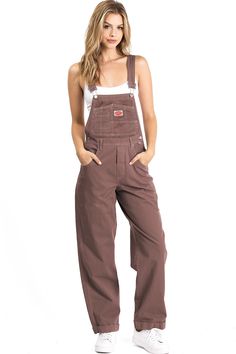 Overalls Outfit 90s, Aesthetic Overalls Outfit, 90s Overalls Outfit, Black Overalls Outfit, Women Lounge Wear, Overalls Pink, Overalls Outfits, Trendy Overalls