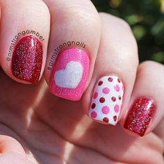 Valentine Day Nail Art idea -Red and Pink Glitter, Pink