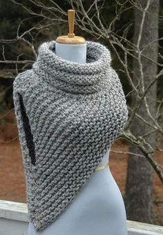 Poncho, Knit Or Crochet, Crochet Cowl, Knit Crochet, Tejidos, Crochet Cowl Free Pattern