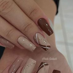 Nails In Brown, Nude Color Nails With Design, Pretty Nails Design, Nude Nail Design, Cafe Nails, Uñas Color Cafe, Bridal Nails Designs, Fall Gel Nails, Fancy Nails Designs