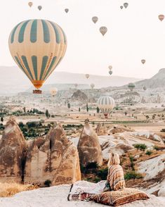 hot air balloons Cappadocia, Cappadocia Turkey, Places To See, Places To Travel, Places To Visit