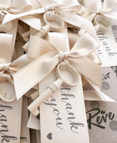 Segnaposto chiave in gesso + tag personalizzato | Petit Rêve Wedding Favours, Bijoux, Invitations