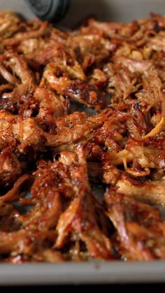 Crispy Carnitas (Juicy and Tender) Healthy Recipes, Pork Recipes, Nutrition, Mexican Food Recipes, Pulled Pork, Meat Dishes, Red Meat, Pork Dinner, Taco Tuesday