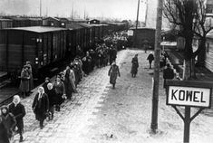 Ukrainians from Kovel taken to Germany to work as slave labourers (Ostarbeiter)  Read more: http://histomil.com Inspiration, Outdoor, Vintage Photos, Poland