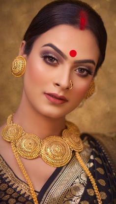 Indian Bridal, Design, Yoga, Art, Bengali Saree, Indian Sarees, Indian Beauty Saree