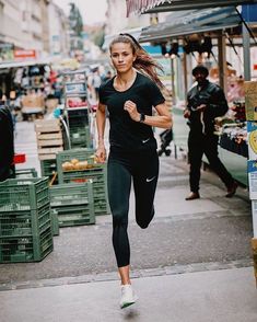 Athletic Women, Activewear, Fitness Inspo, Fitness Inspiration, Sport Motivation, Running Inspiration, Gym Outfit, Fitness Body