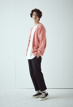 Fresh off a collaboration with The Hundreds, Korean label LIFUL returns with its very own Spring/Summer 2016 "Room 090" collection. Men's Fashion, Fashion, Old Navy, Casual, Menswear, Urban Uutfitters, Trousers, Fashion Outfits