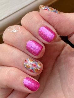 Show Time, Pinball Queen, Color Street, Admit One Collection, Nail Art, Mixed Mani, DIY Nails, Nail Design, Pink Nails, Short Nails Queen, Diy
