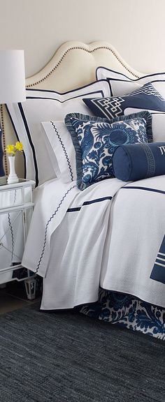 Design, White Bedding, Blue White Decor, Bed Linens, Blue Rooms, White Decor