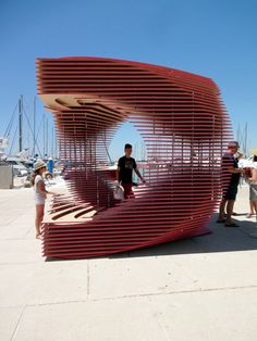 TOMA! have designed an installation named The PortHotel, as part of the Lively Architecture Festival in La Grande Motte, France. Pavilion Architecture, Pavilion, Parametric Architecture, Parametric Design, Pavilion Design, Kiosk Design, Temporary Architecture, Parametric