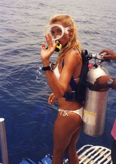 Films, Bikinis, Scuba Diving, Wetsuit, Diving Gear