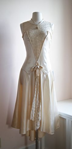 vintage 1920's wedding dress Vestidos, Beautiful Outfits, Giyim, Styl, Inspirasi