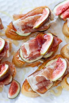 figs and prosciutto on bread with cheese