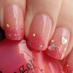 Nail your Valentine's beauty look with these creative and romantic manicure ideas Nail Ideas, Gradient Nails
