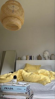 yellow bedsheets // bedroom decor Decoration, Rum, Décor, Interior, Home, Design, Inspo, Zen Bedroom, Deko