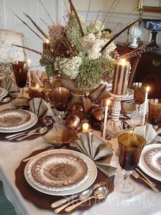 Inspirational Holiday Table Setting & Centerpiece Ideas | Fab You Bliss Autumn Table, Decoration, Thanksgiving Table, Thanksgiving Table Settings, Thanksgiving, Centrepieces, Thanksgiving Decorations, Fall Table, Fall Decor