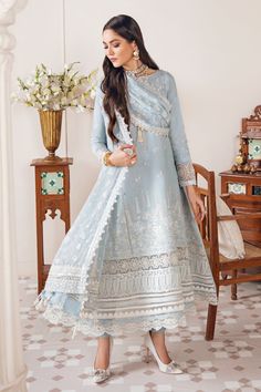 Outfits, Designers, Pakistani Dresses, Bollywood, Indian Designer Suits, Indian Designer Outfits, Indian Dresses