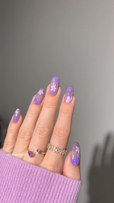 Cute Gel Nails, Soft Nails, Funky Nails, Chic Nails, Cute Acrylic Nails, Pretty Nails, Violet Nails, Purple Glitter Nails, Sparkly Nails