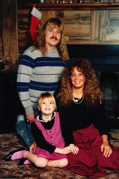 17 Heavenly Mullets « AwkwardFamilyPhotos.com 09/26/2014 Aqua Net, Retro Hairstyles, Man In Love, Funny Things, Screen Shot, Fashion Photo, Mens Hairstyles, The Past