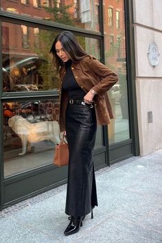 follow me on instagram for style inspiration, luxury fashion, travel diaries and more! | Marianna Hewitt, minimal style, classic style, spring outfits, fall outfits, european style Robe, Cute Outfits, Outfit Combinations, Winter Fashion Outfits, Street Style