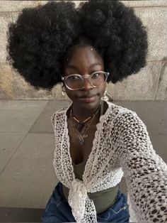 Black Girls, Outfits, Afro Hairstyles, Black Girl, Curly Hair Styles, Natural Hair Styles, Afro, Cool Hairstyles