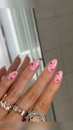 Summer Nails Hearts, Peach And Red Nails, Summer Nails Heart, Pink Design Almond Nails, Valentines Nail Inspo Pink, Grown Up Nails, Pink And Red Valentine Nails Acrylic, Valentines Nails Nude Colors, Pink Dip Powder Nails Valentines Day