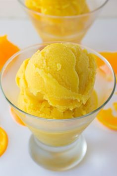 Looking for a dairy free frozen treat to beat the heat this well your in luck! Today were making orange sherbert and it's all natural!!! Dairy Free, Heidelberg, Backen, Kochen, Recetas, Homemade Ice