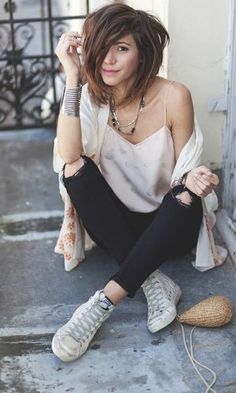 Conheça o Estilo da Blogueira Francesa Zoé - Gabi May Fashion, Undercut, Style, Cute Hairstyles For Short Hair