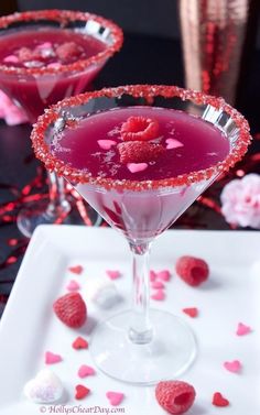 18 pretty cocktails to make for Valentine's Day, Galentine's Day or anytime you want a pretty drink!   #cocktails #drinks #valentinesday #partydrinks #brunchideas #drinkrecipes #cocktailrecipes Drinking, Summer Drinks, Fun Drinks, Drinks, Cocktail Drinks