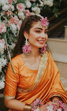 Decoration, Bengali Bridal Makeup, Desi Wedding, Pakistani Bridal, Haldi Outfit, Haldi Look For Bride