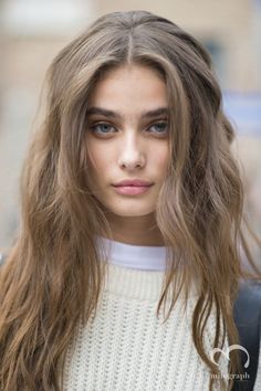 Taylor Hill - Milan Fashion Week Spring 2015. Brunette Ombre, Forehead Wrinkles, Taylor Hill, Trending Hairstyles, Zac Efron, Light Brown Hair, Hair Envy