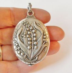 Art Nouveau, Lily Of The Valley, Art Nouveau Silver, Lily Of The Valley Flowers, Jewelery, Vintage Jewelry, Vintage Jewellery, Locket, Vintage Jewlery