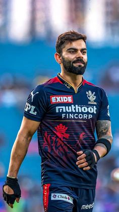 Pin by 🖤 Naveena on Virat Kohli in 2022 | Virat kohli hairstyle, Manchester city football club, Dhoni wallpapers Abi, Photo Poses For Boy, Couple Posing, Couples Poses For Pictures