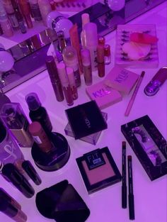 Make Up Collection, Perfume, Pretty Selfies, Cute Makeup