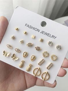 Pretty Earrings Studs, Trendy Stud Earrings, Preppy Jewelry, Embellished Fashion, Accesories Jewelry, Kay Jewelry, Cheap Earrings, Fancy Earrings, Indian Jewelry Sets