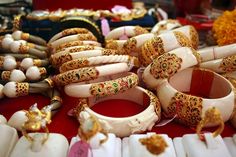 York, India Jewelry, Chuda Bangles, Ivory, Indian Wedding, Bangles