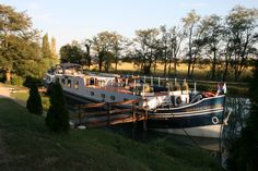 Cruise the historic lands of Aquitaine and Gascony in south-west France aboard Saint Louis. Her style is ‘casual luxury’, and she’s a floating hotel haven of comfort and style amidst the culinary and historic delights of this fruit growing region and fascinating ‘Bastide’ area. Saints, Casual, Barge, St Louis, Route