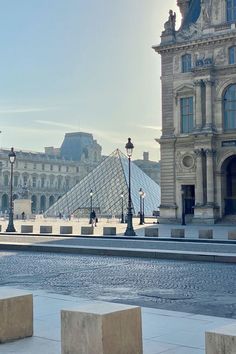 Paris France, Louvre Pyramid, Louvre Paris, Paris Louvre, Louvre Museum, City Aesthetic, Paris Dream