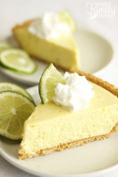 This Key Lime Pie recipe comes straight from Savannah, Georgia. It is smooth and creamy with the perfect blend of tart and sweet. Muffin, Desert Recipes, Recipes, Tart Recipes, Lime Pie, Keylime Pie Recipe