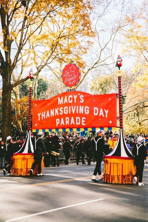 50 Thanksgiving Aesthetic Pictures » Lady Decluttered Thanksgiving, Diwali, Retro, Natal, Halloween, Macy's Thanksgiving Day Parade, Macy’s Thanksgiving Day Parade, Thanksgiving Parade, Thanksgiving Feast