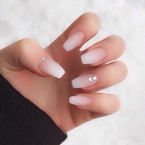 The prettiest ✨ frosted nails 😍 Nail Art Designs, Manicures, Acrylic Nail Designs, Nail Salon Design, Nude Nails, Nail Designs, Trendy Nail Design, Trendy Nails, Nails Inspiration