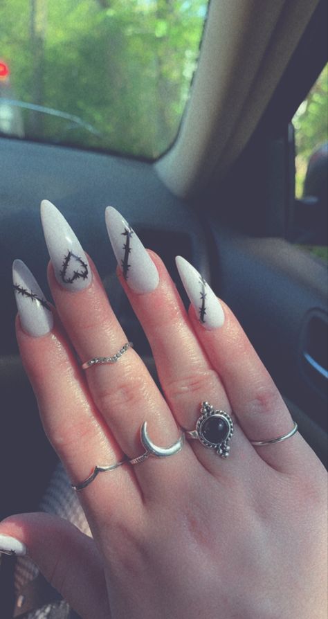 White stiletto nails with black barbed wire designs Nail Ideas, Acrylic Nail Designs, Acrylics, Goth Nails, Dark Nail Designs, Swag Nails, Nail Inspo, Edgy Nails, Nails Inspiration