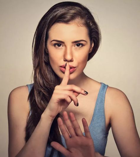 7 Things You Should Always Keep Secret The Secret, Humour, Real Friends, Bad Habits, Keeping Secrets, Signs Of Lung Cancer, Togetherness, How Are You Feeling, Female Friends