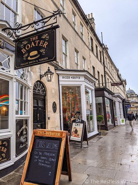 30 photos that will make you want to visit Bath, England | The Restless Worker England, Birmingham, Travel Destinations, London Travel, Trips, Wanderlust, Bristol, British Isles, Cotswolds