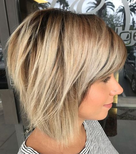 A medium-length stacked bob cut with bangs is a perfect look if you want your hair to look feminine and stylish at the same time. Check our collection of 25 most beautiful stacked bob with bangs for a fresh new style. Click the link, now! Photo Credit: Instagram @jemhair New Hair, Balayage, Ash Blonde Balayage, Ashy Balayage, Ash Blonde, Medium Bob, Blonde Balayage Bob, Medium Bob Haircut, Blonde Balayage