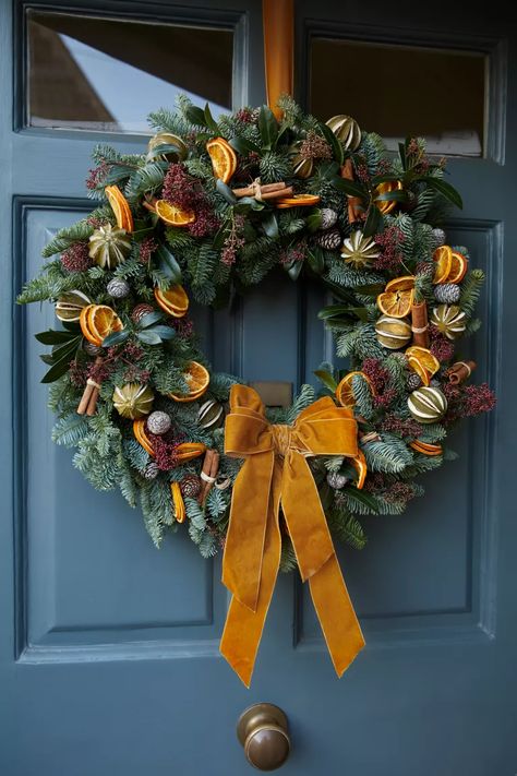 Diy, Christmas Wreaths, Decoration, Christmas Door Wreaths, Christmas Wreath Decor, Christmas Wreaths For Front Door, Rustic Christmas Wreath, Christmas Wreaths & Garlands, Christmas Decor Trends