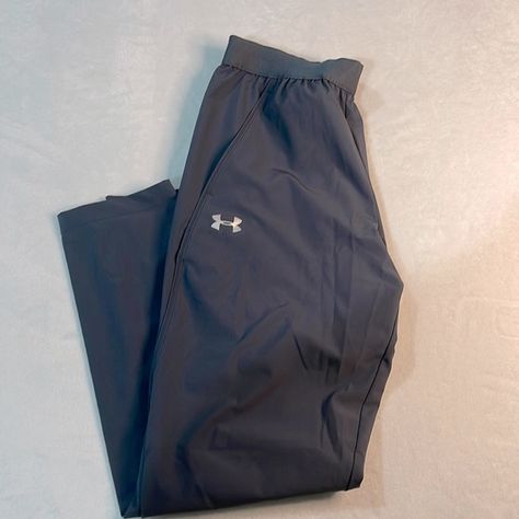 Woman’s Under Armour Jogging Pants Outfits, Jogging, Under Armour, Trousers, Under Armour Outfits, Jogging Pants, Pants, Plus Fashion, Outfit Inspo