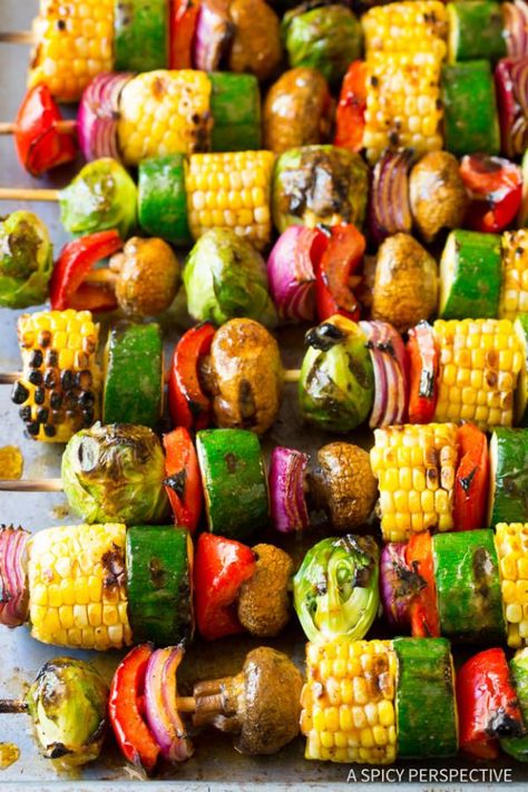 Best Barbecue Recipes - Grilled Fajita Vegetable Skewers - Easy BBQ Recipe Ideas for Lunch, Dinner and Quick Party Appetizers - Grilled and Smoked Foods, Chicken, Beef and Meat, Fish and Vegetable Ideas for Grilling - Sauces and Rubs, Seasonings and Favorite Bar BBQ Tips http://diyjoy.com/best-bbq-recipes Brunch, Vegetarian Meals, Pasta, Pizzas, Healthy Recipes, Salads, Vegetarian Skewers, Vegetable Skewers, Grilled Vegetables