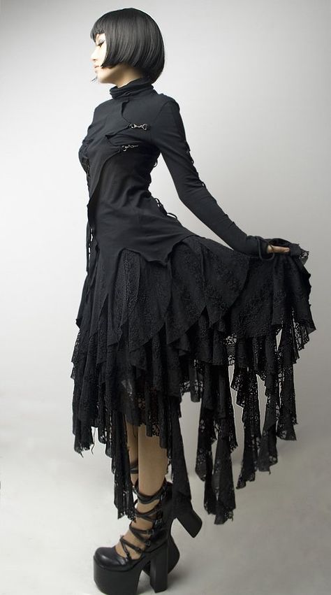 Steampunk, Gothic Fashion, Clothes, Lolita Fashion, Goth Fashion, Gothic Outfits, Skirt Fashion, Dress Up, Fashion Design